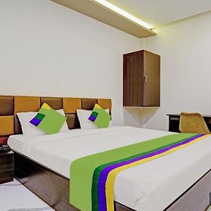 Prime Grand Hotel, Mumbai